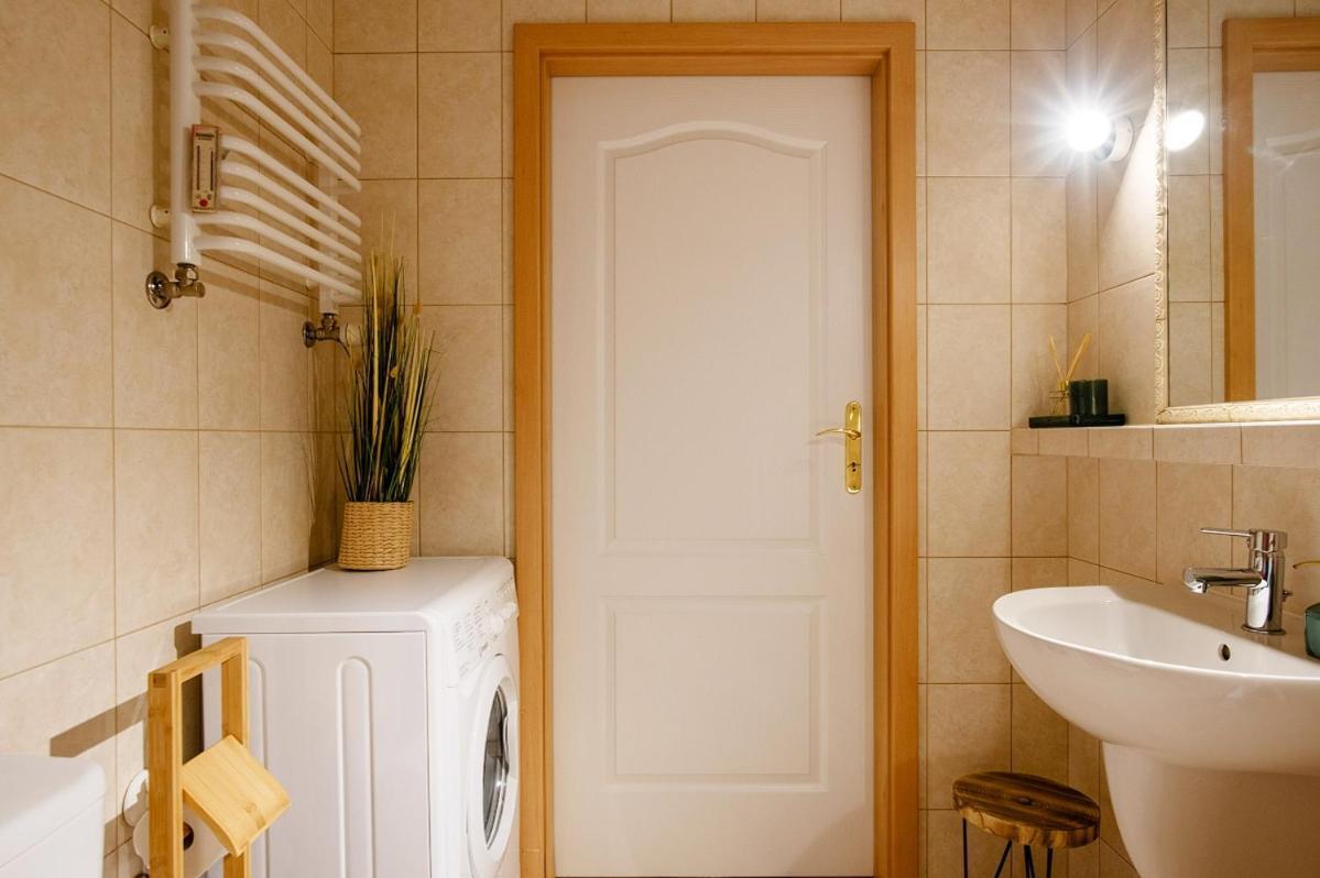Apartament Gorzow ゴジュフ・ヴィエルコポルスキ エクステリア 写真